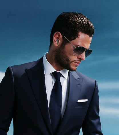 Noise reduction sports headphones